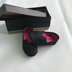 Size 4 black sparkle slide ons NWOT
